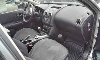 Nissan Qashqai 2.0 2013 predám DVERE, KAPOTA, NÁRAZNÍK, SVET - 4