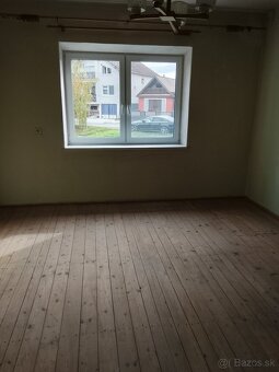 Predam rodinny dom v okoli Velky Krtis - 4