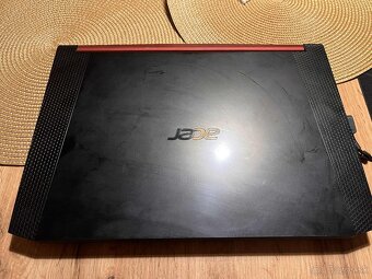 Acer Nitro 5 – i5 9300H, GTX 1650, 16 GB RAM, 120HZ - 4