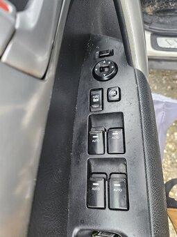 Kia Sorento 2.2 crdi - 4