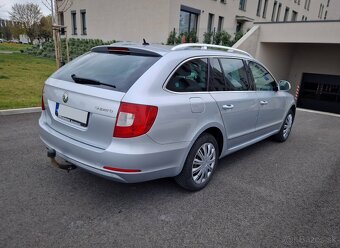 Škoda Superb 2.0 TDI Elegance - 4