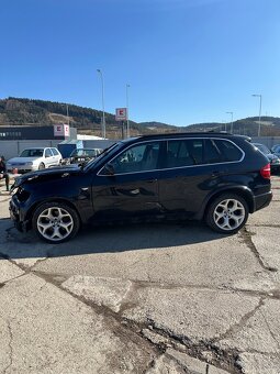 Rozpredam bmw e70 210kw - 4