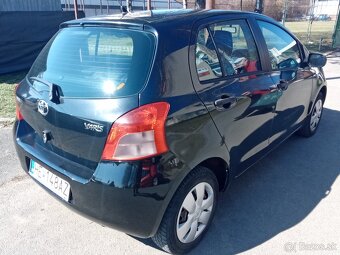 Toyota Yaris 1.0 51kw r.2007 - 4