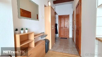 ROMANTICKÉ BÝVANIE – ATYPICKÝ PODKROVNÝ- Garzónka - - 4