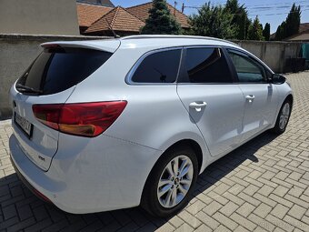 Predám Kia Ceed SW 1.6 CRDI R.v.2015 kup. SK - 4