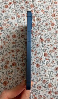 Predám iphone 13 - 4