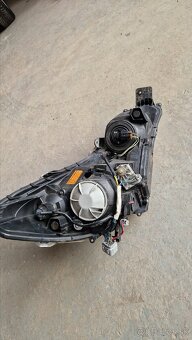 Subaru outback predné ľavé svetlo komplet - 4