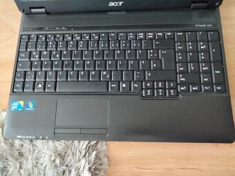 predám notebook Acer extensa 5635 / 4gb ram /250gb hdd - 4