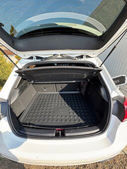 Mercedes Benz a250e Plug in hybrid phev - 4