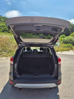 Ford Kuga Titanium 4x4 Benzin - 4