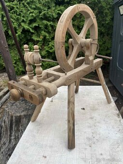 Predám  starodávne kolovraty a hlinenú nádobu - 4