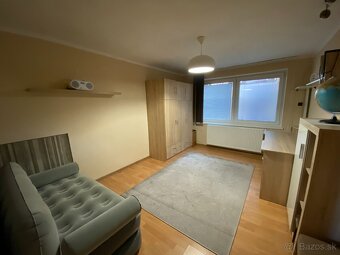 Bývanie v dome blízko centra mesta Lučenec - 4