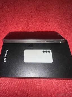Samsung Galaxy S24 256GB - 4