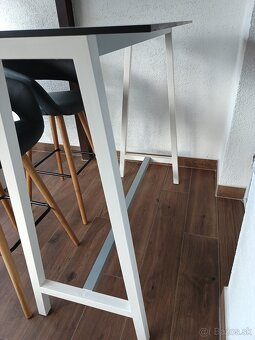 Barový stôl so stoličkami - 4