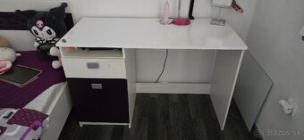 Predám komodu, 2x nočný stolík, posteľ + rošty - 4