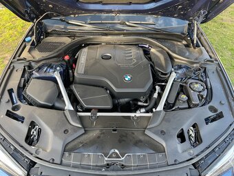 BMW 530i xDrive Mpacket - 4