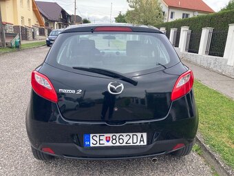 Mazda 2 - 4