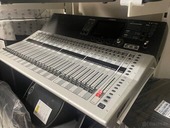 Digitálny pult - 4