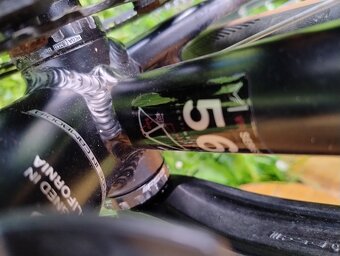 Predám cestný bicykel FELT VR 50 veľkosť rámu 56 - 4