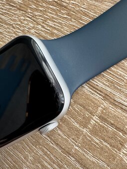 Apple watch SE 44mm - 4