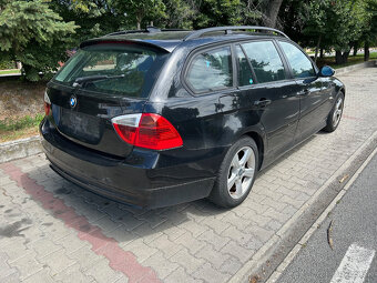 Lacno rozpredám BMW E91 na náhradné diely - 4