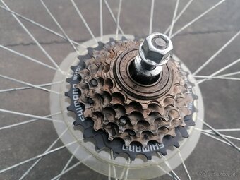 Predám zadné 28" kolesá na bicykel - 4