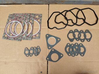 Predam tesnenia Zetor - 4