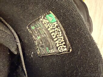 Predám snowboard + topánky - 4