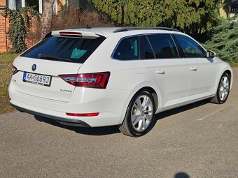 Škoda Superb Combi 2.0 TDI Ambition DSG - 4