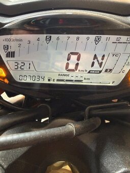 Suzuki gsx-s1000 - 4