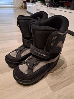 Snowboard 152cm + topánky - 4