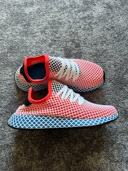 16x Dámské boty Adidas Deerupt Runner (2) - 4