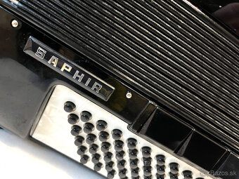 Predám akordeón WELTMEISTERS SAPHIR 120 BASOVÝ VÝBORNÝ STAV - 4