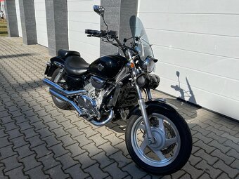 Predám Honda Magna VF750c - 4
