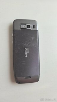 Predam Nokia E52 - 4