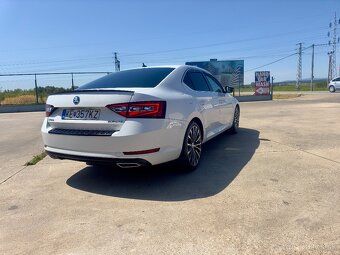 Škoda Superb 3 2.0TDi 4x4 Laurin and Klemente - 4
