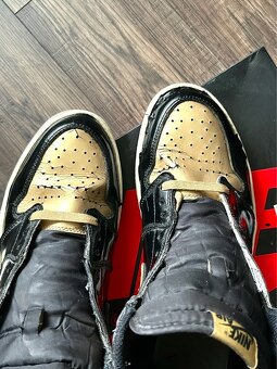 Air Jordan 1 Gold Toes - 4