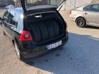 VW Golf V - 4