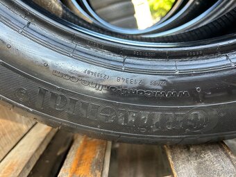 Continental 215/55/18” - 4