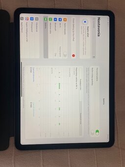 Predám tablet Ipad Air 5 generácie 64GB - 4