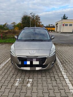 Peugeot 5008 - 4