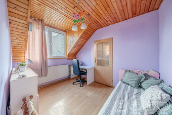 Bosen Group Vám ponúka exkluzívne na predaj 2 domy v jednom  - 4