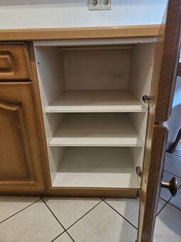 Masívna kuchynská linka z Nemecka so spotrebičmi - 4