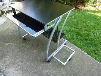 Stôl na počítač - 4