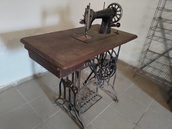 Starožitný nábytok - 4