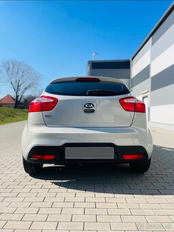 KIA RIO 2013 1.25 benzín - 4