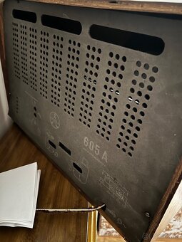 Tesla 605A Blanik - 4