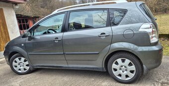 Toyota corolla verso 1.6 - 4