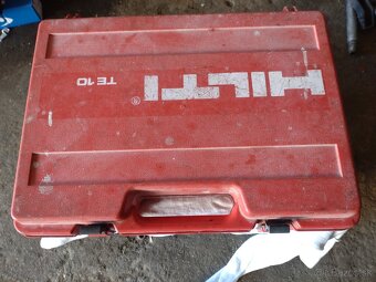 Príklepovú vŕtačku Hilti TE10 - 4