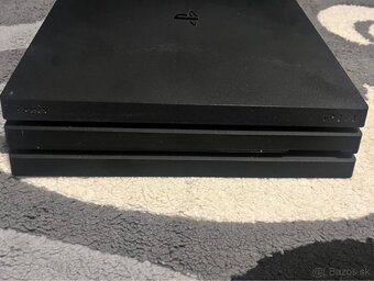 PlayStation 4 Pro - 4